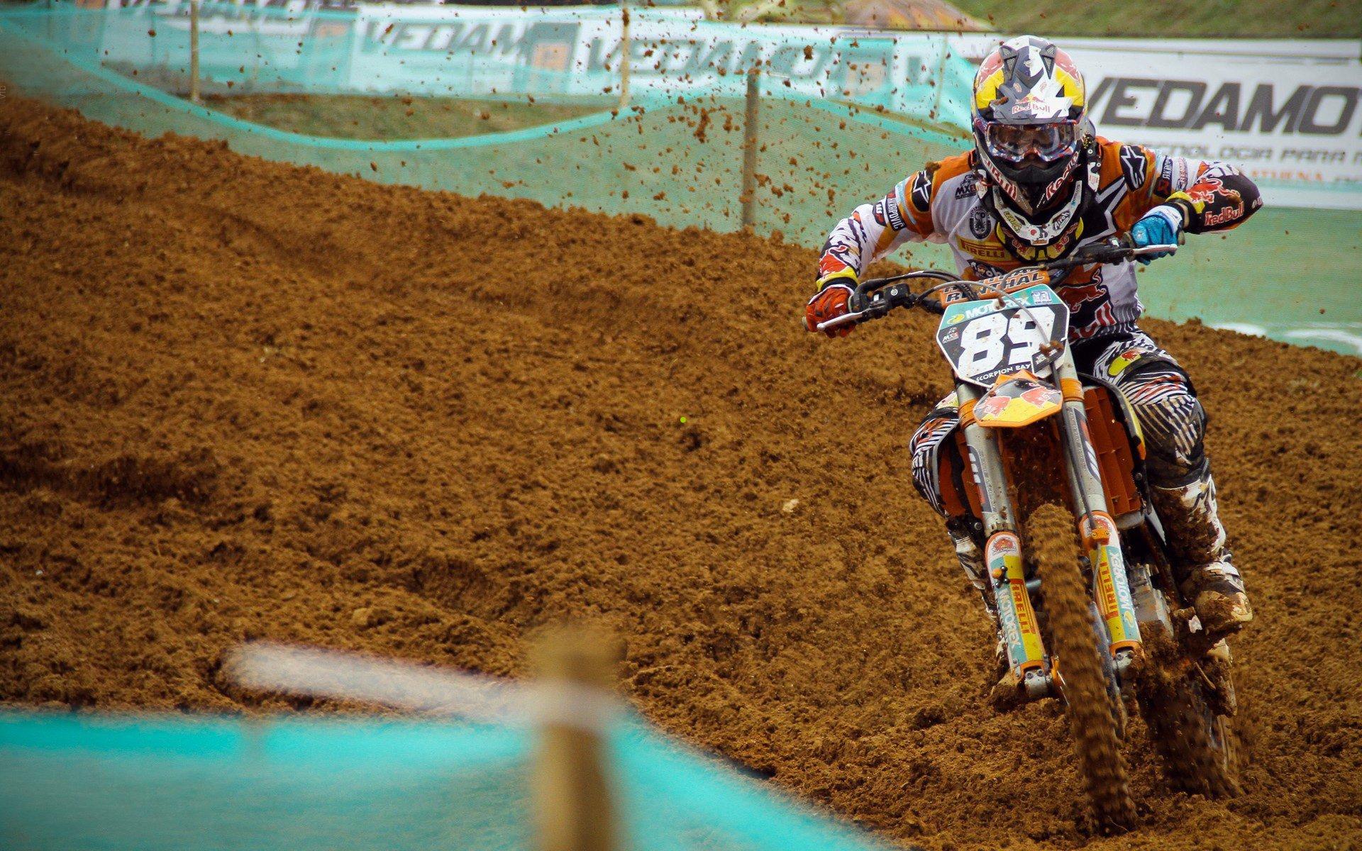 阿坎吉专访盛赞齐沃，沟通艺术锻造团队魂，世界杯对决意大利成终极愿景